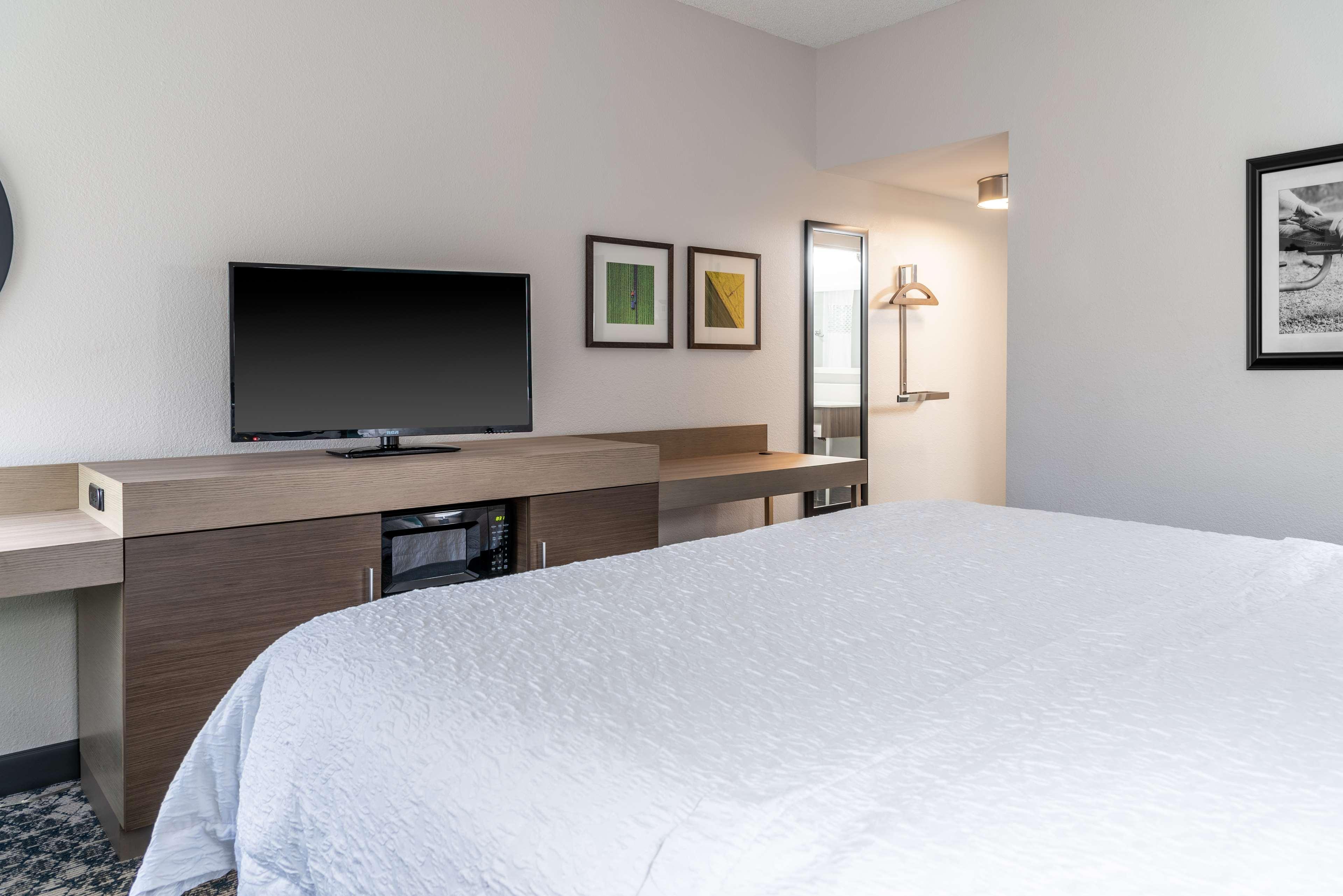 Hampton Inn Kansas City-Саммит Ли Экстерьер фото