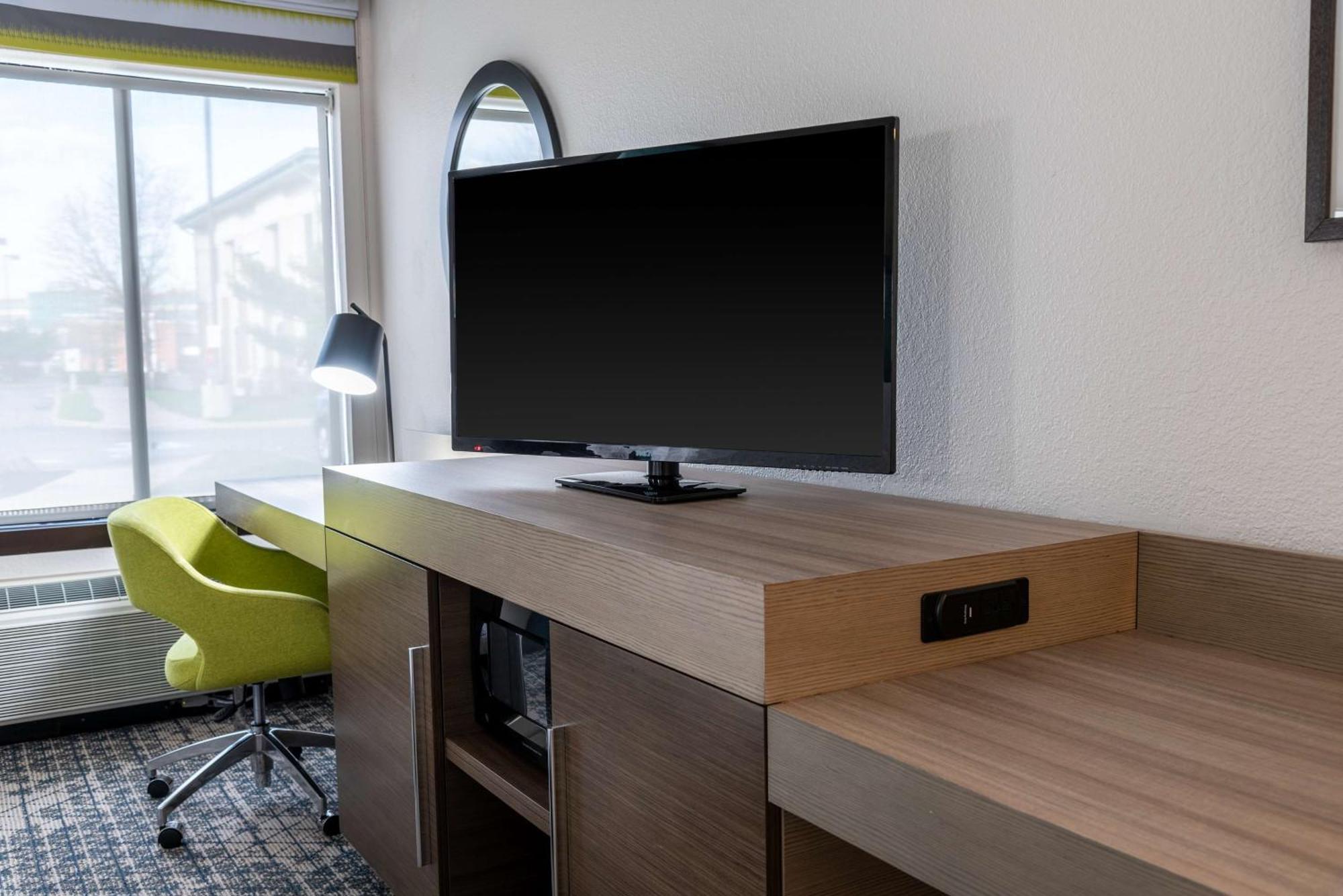 Hampton Inn Kansas City-Саммит Ли Экстерьер фото