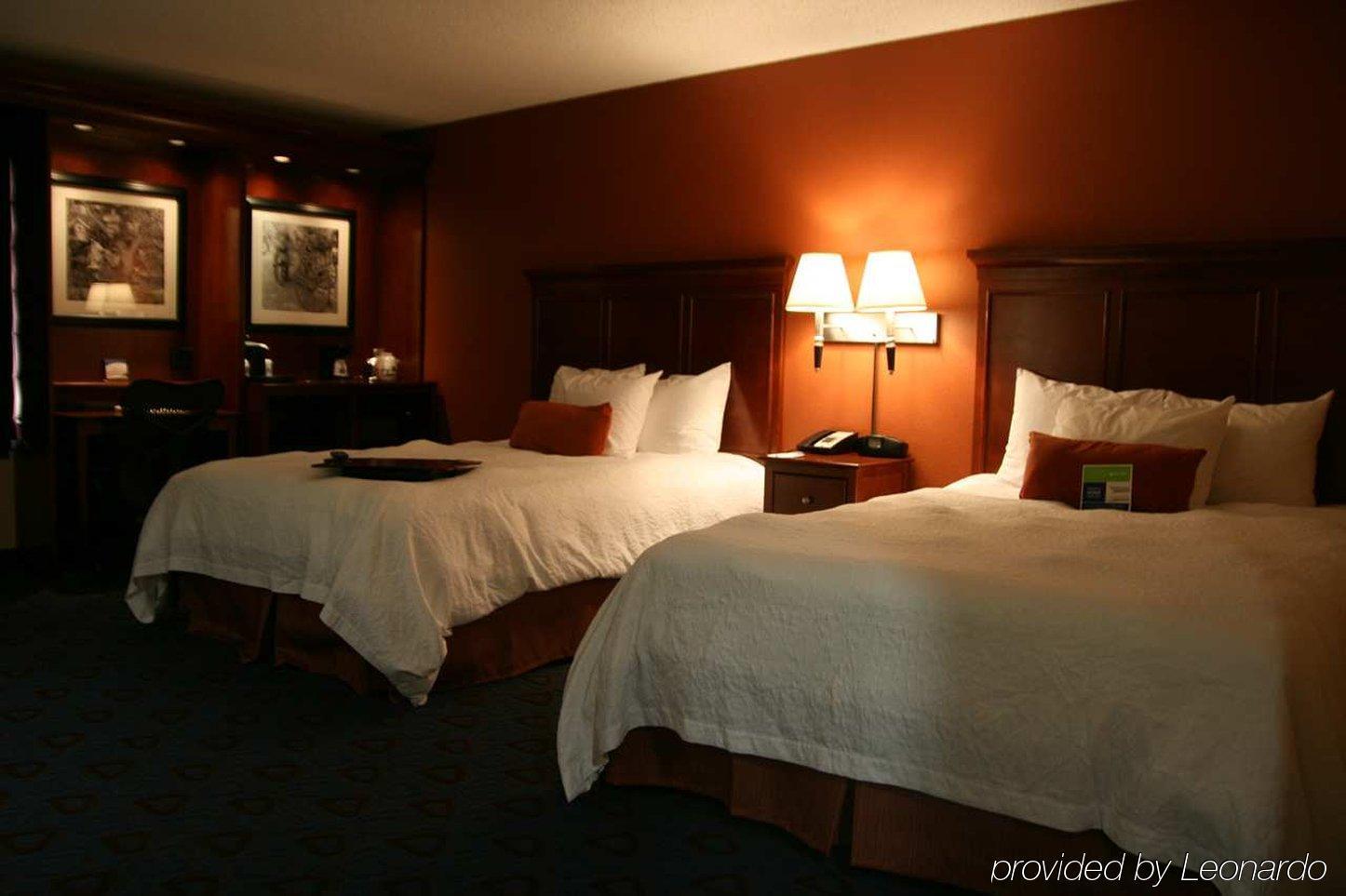 Hampton Inn Kansas City-Саммит Ли Экстерьер фото